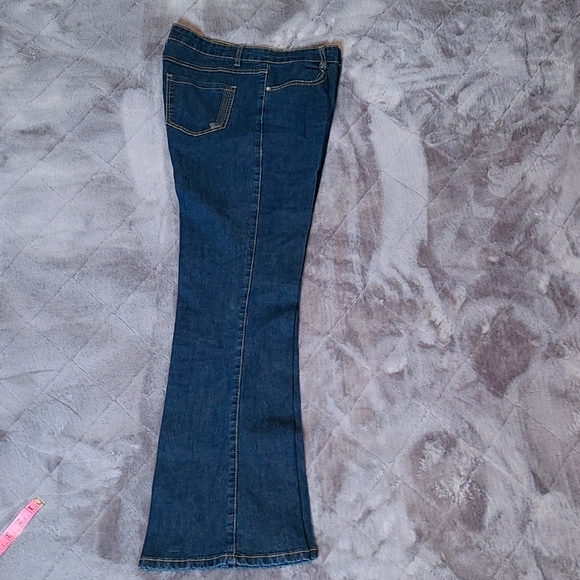Cos Blue Jeans with embroidery - Picture 5 of 9